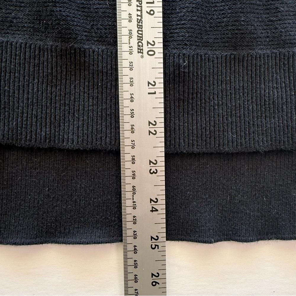 Banana Republic Cotton Cashmere Sweater XO Spell-out High Side Slits Size Small - Picture 12 of 13